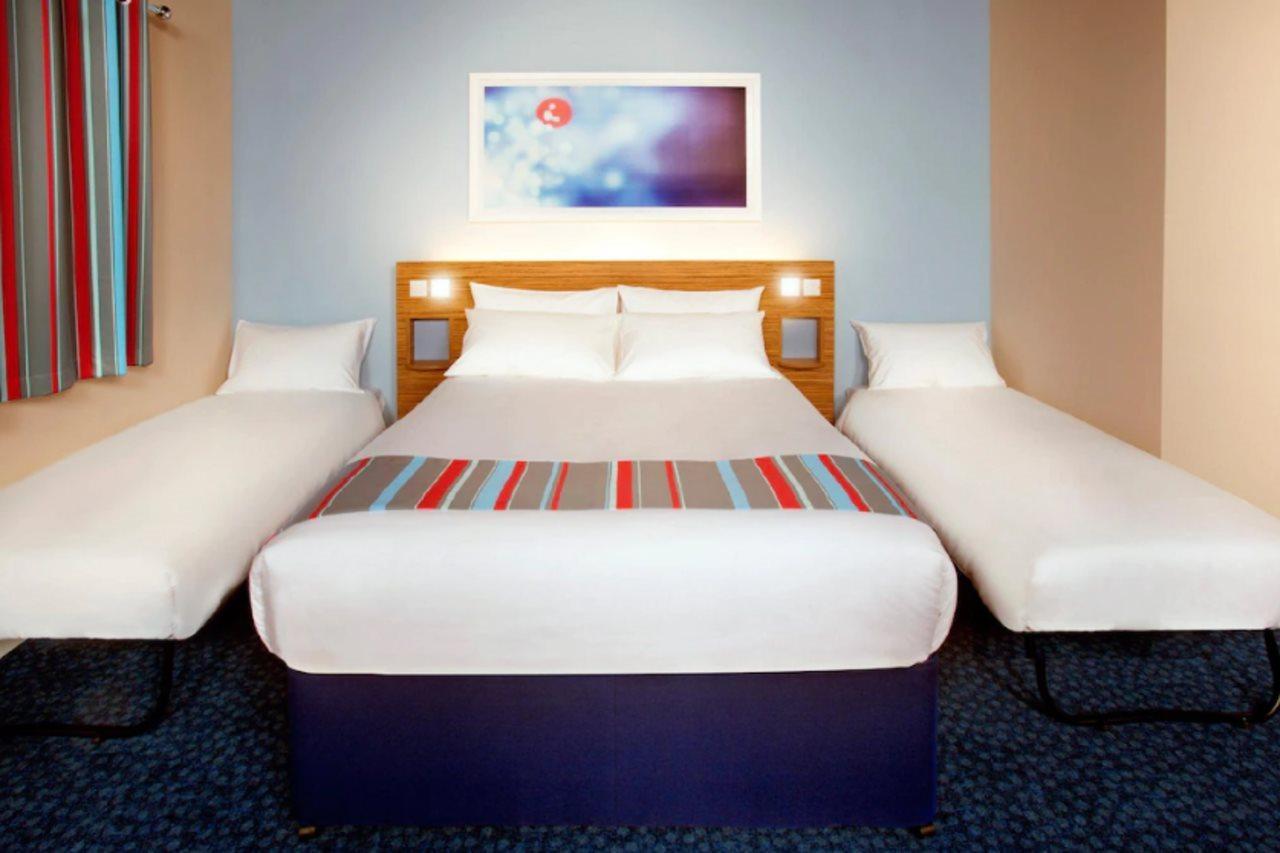 Travelodge Maidenhead Central Eksteriør billede