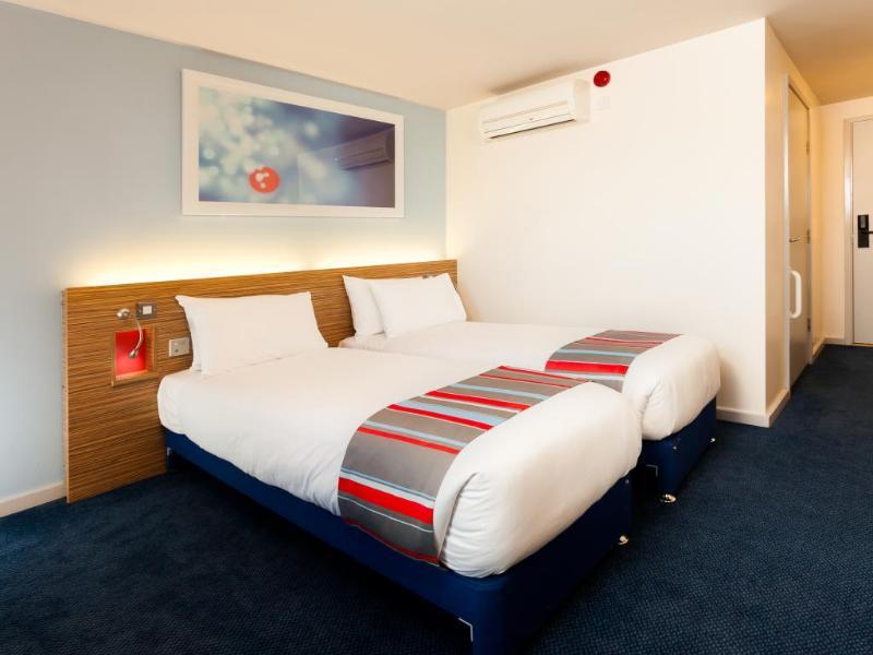 Travelodge Maidenhead Central Eksteriør billede